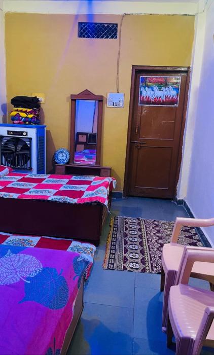 parshwanath home stay