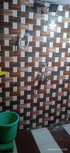 parshwanath home stay