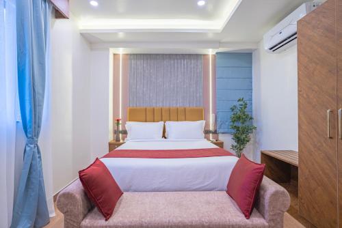 rcc hotels biz stays begumpet