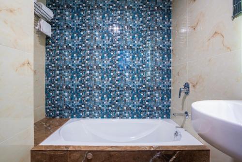 rcc hotels biz stays begumpet