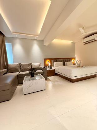 hotel emersion residency