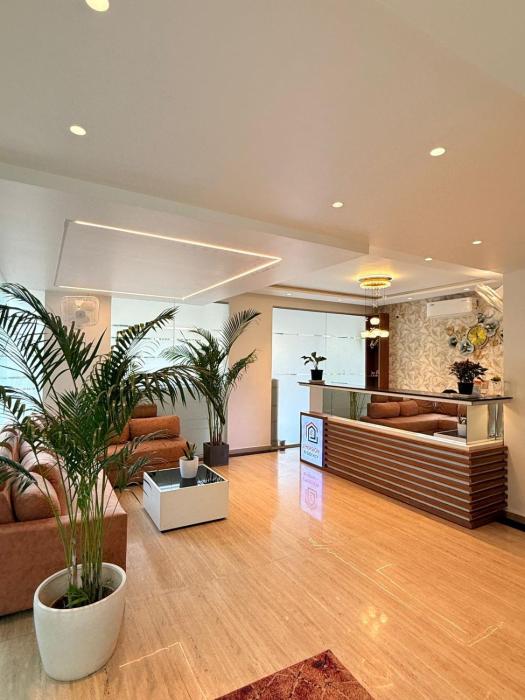 hotel emersion residency