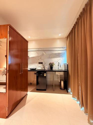 hotel emersion residency