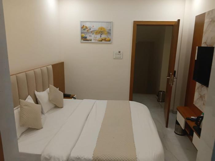 vaikuntha stays hotel