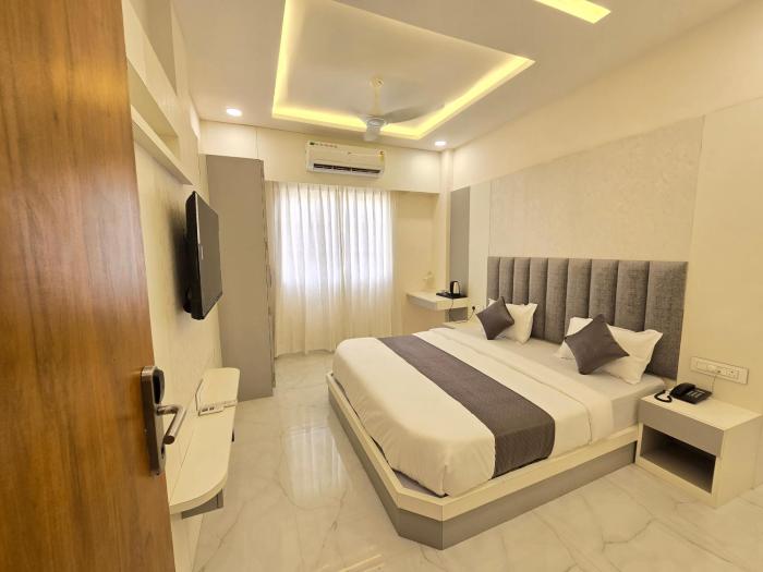 vaikuntha stays hotel