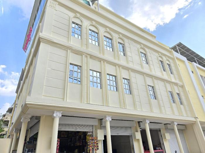 vaikuntha stays hotel