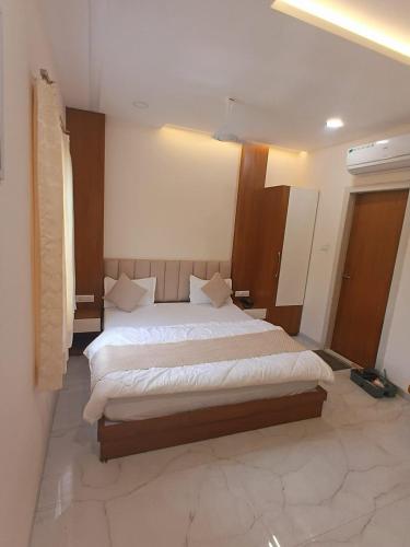 vaikuntha stays hotel