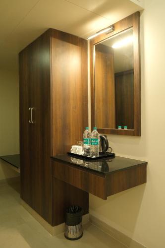 hotel pk square thanjavur