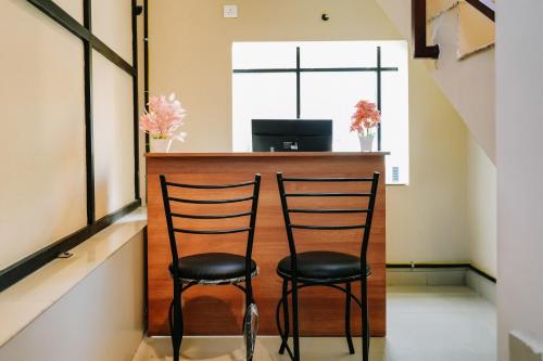 yaad inn