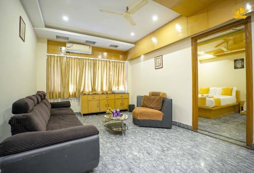 hotel liv by yellow bells