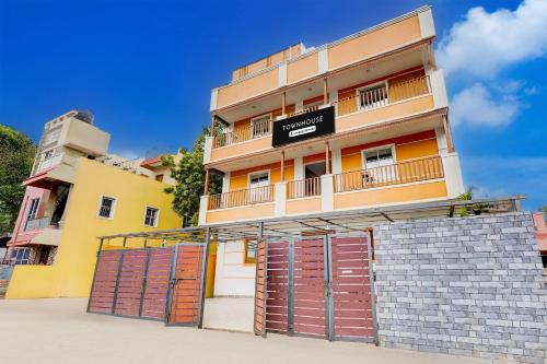 super townhouse auroville beach formerly de heritage