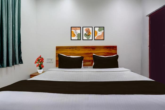 collection o nashik central railway junction formerly dream heritage inn