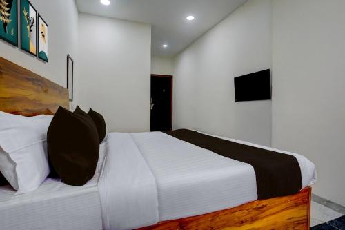 collection o nashik central railway junction formerly dream heritage inn