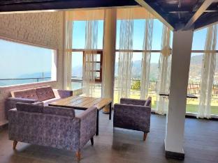 Celeste Vista By Chirping Hills,,4 star