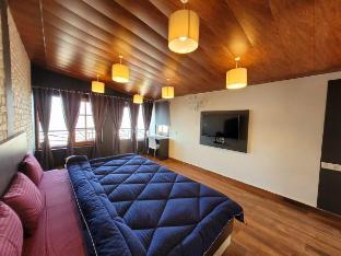 celeste vista by chirping hills