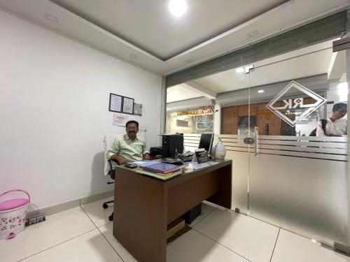 Rk Residency Calicut,,2 star