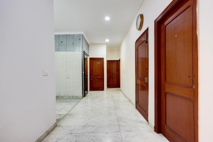 super hotel o rama house near peeragarhi metro station