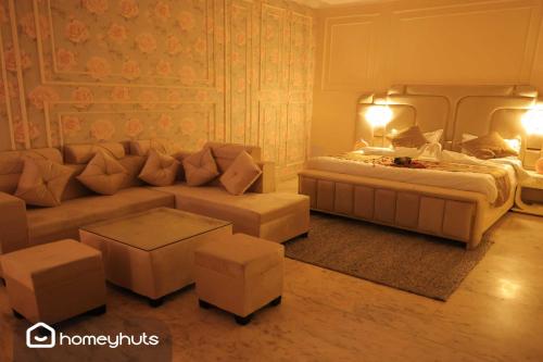 super hotel o rama house near peeragarhi metro station