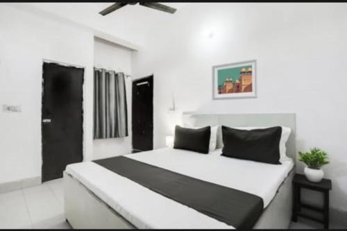 Rrooms Eco Hotel Silver Inn,,0 star