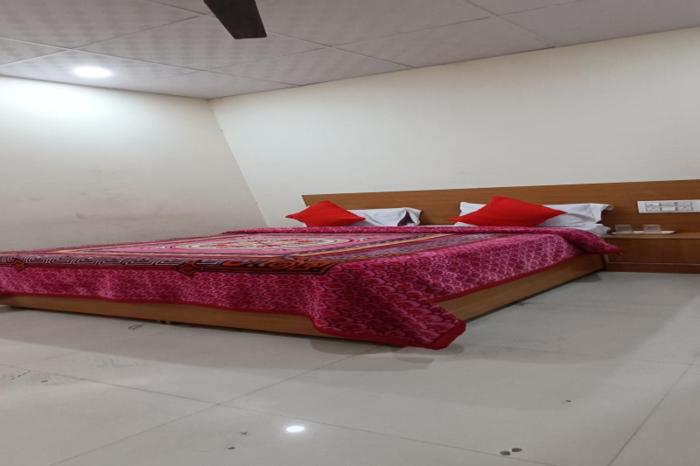 rrooms eco hotel royal