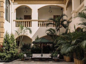 hotel irada pune wine country