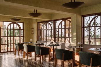 hotel irada pune wine country