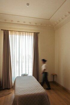 hotel irada pune wine country