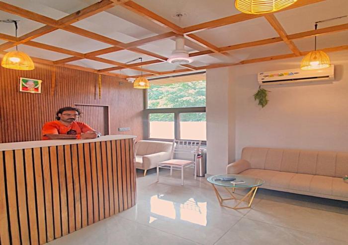 the twelve petals by aum hotel