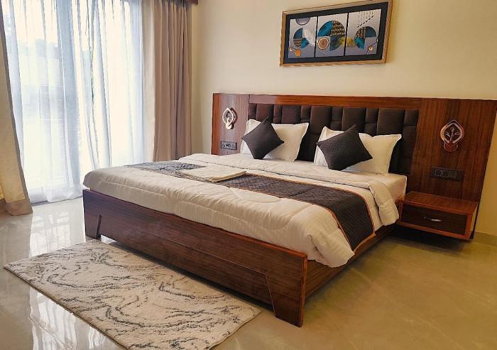 the twelve petals by aum hotel