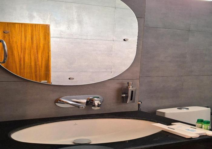 the twelve petals by aum hotel