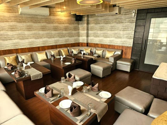 hotel tirupati plaza