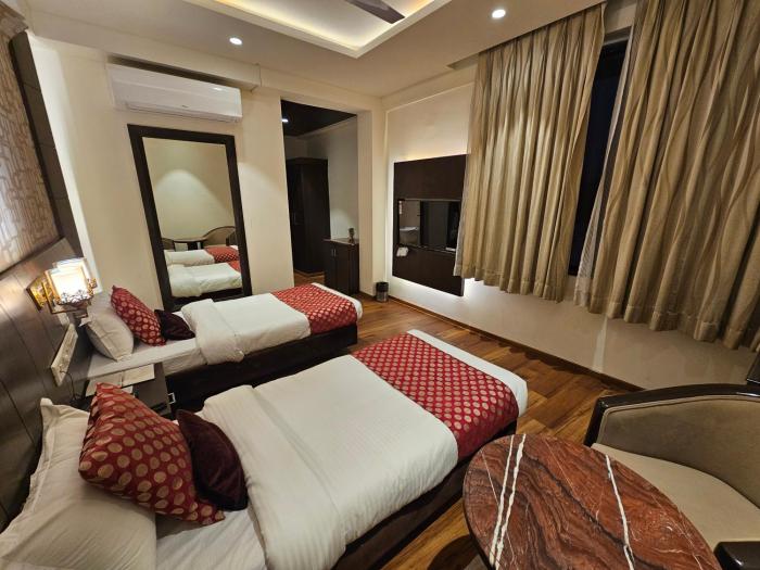 hotel tirupati plaza