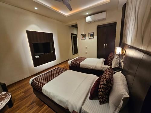 hotel tirupati plaza