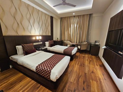 hotel tirupati plaza