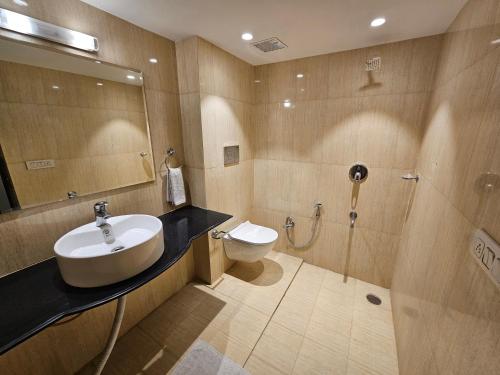 hotel tirupati plaza