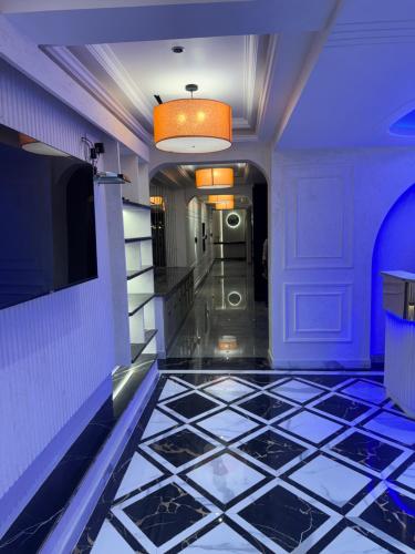 Reside Inn Grand,,5 star