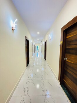 Riverside Retreat Dombivli,,3 star