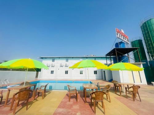 riverside retreat dombivli
