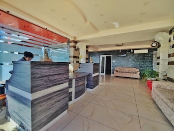 hotel dharamshala ayush health paradise