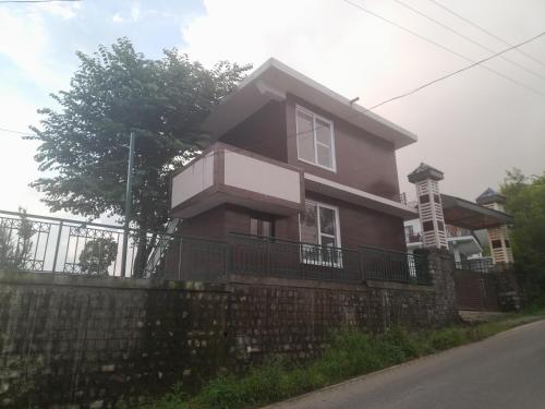 hotel dharamshala ayush health paradise