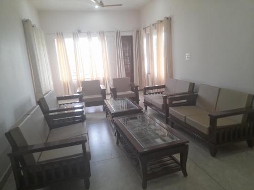 hotel dharamshala ayush health paradise