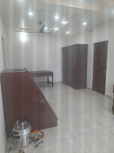 hotel dharamshala ayush health paradise