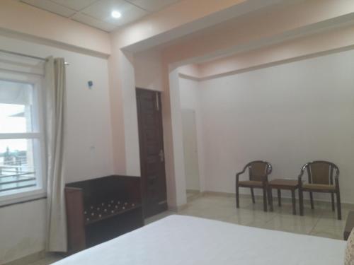 hotel dharamshala ayush health paradise