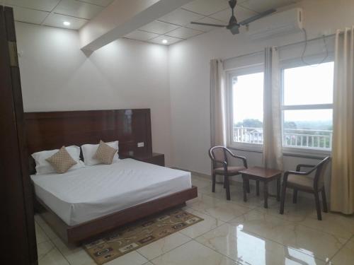 hotel dharamshala ayush health paradise