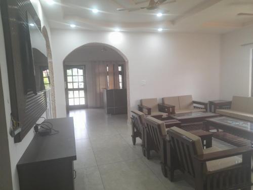 hotel dharamshala ayush health paradise