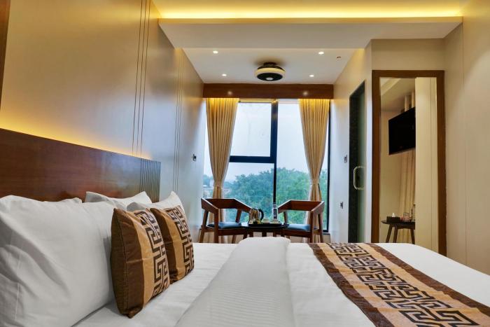 hotel sayba international