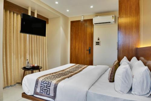 hotel sayba international