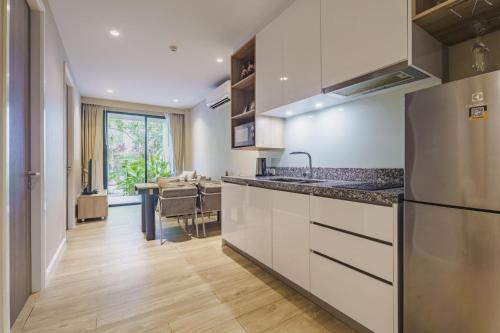 diamond condominium phuket