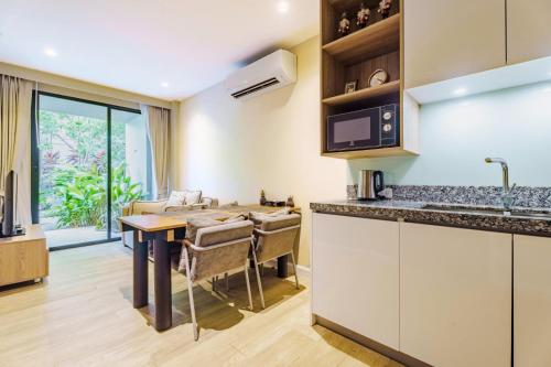 diamond condominium phuket
