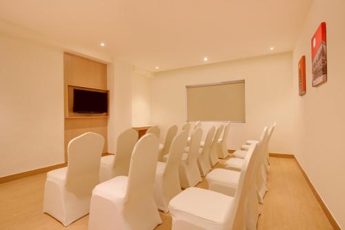 keys lite by lemon tree hotels krishna vijayawada